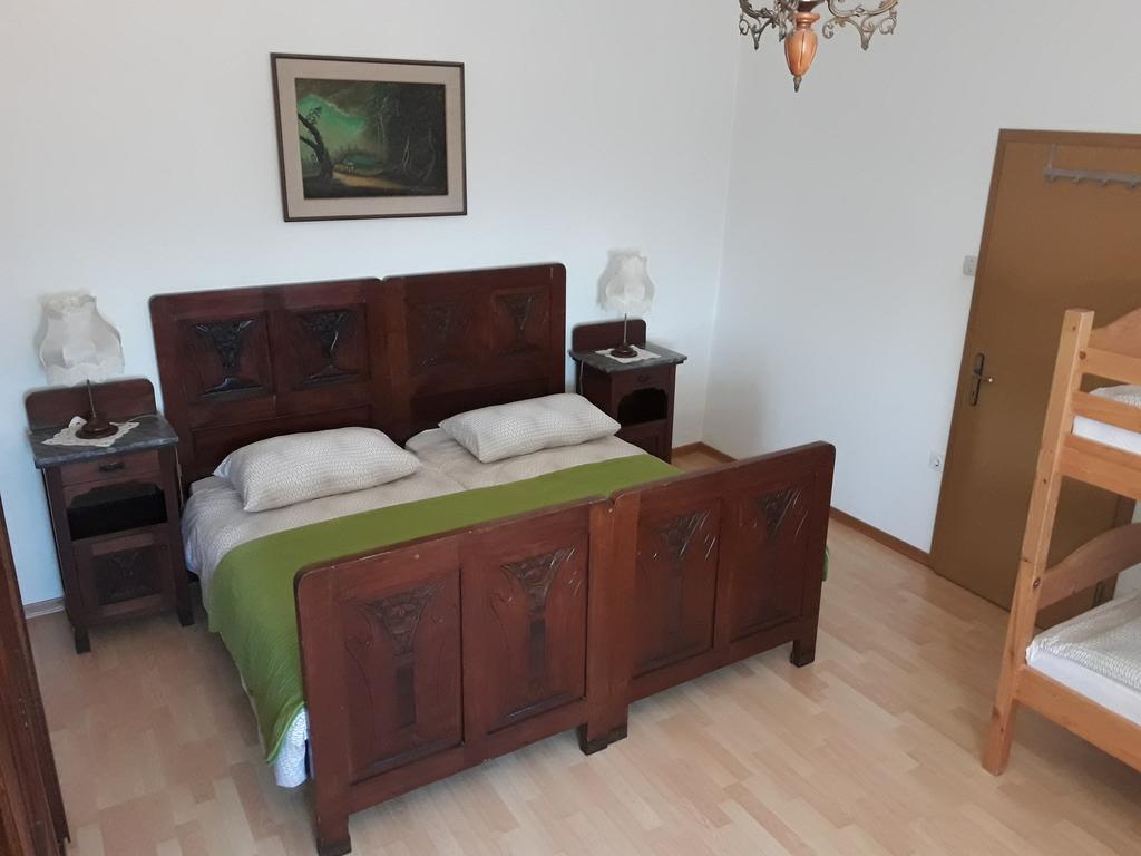 Apartment Valetovi Štanjel Eksteriør bilde