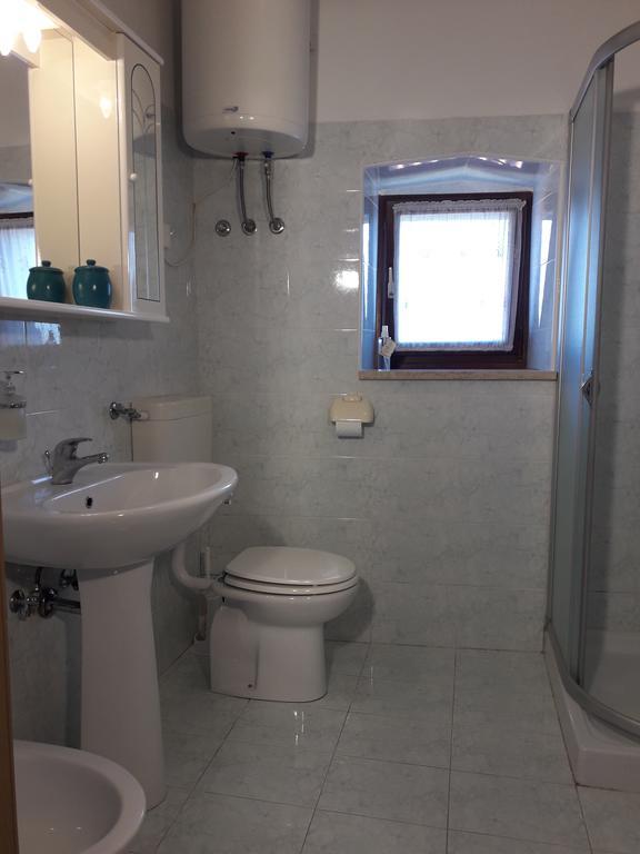 Apartment Valetovi Štanjel Eksteriør bilde